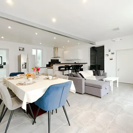 Gite St'Yle - Mont-Saint-Michel - 2Km Des Parkings Tatil Evi